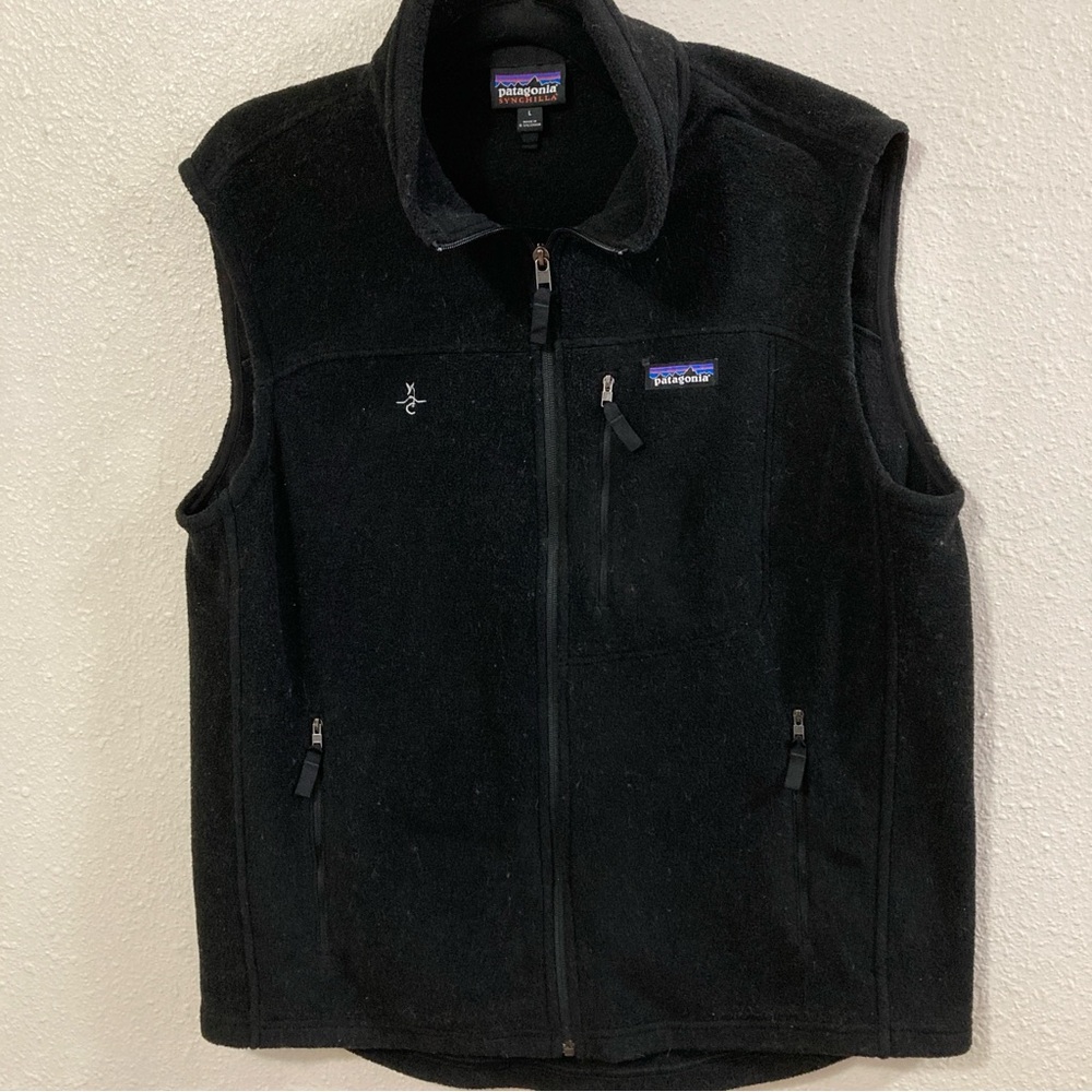 Patagonia Synchilla Men's Full zip Vest Size L Black Outdoors  Granola Fuzzy